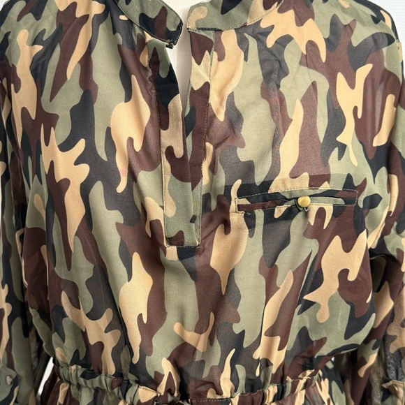 Dalin Women's Chiffon Camo V-Neck Blouse, Drawstring, 3/4 Sleeves, Size 2X - Picture 5 of 7